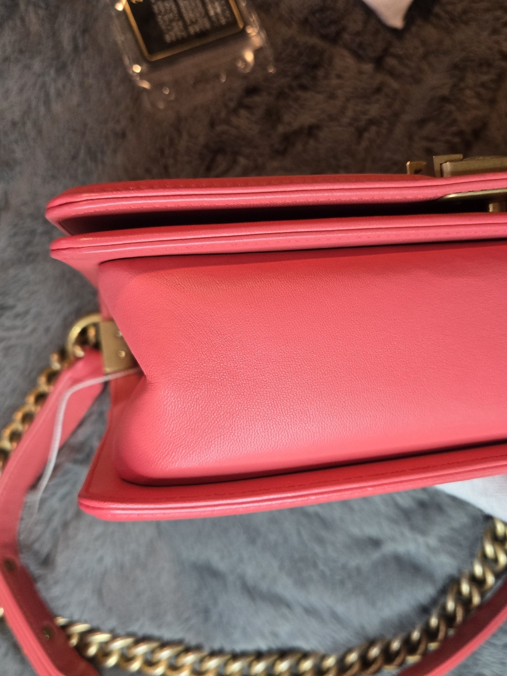 CHANEL Hot Pink Quilted Leather Boy Bag with Gold Hardware - Picture 4 of 10